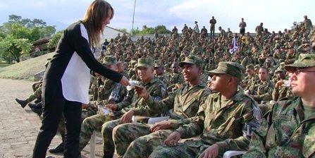 A Scientologist in Colombia provides human rights education to the military