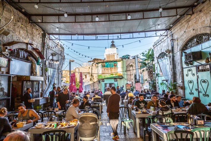 Tel Aviv street cafe (Photo by Finn stock, Shutterstock.com)