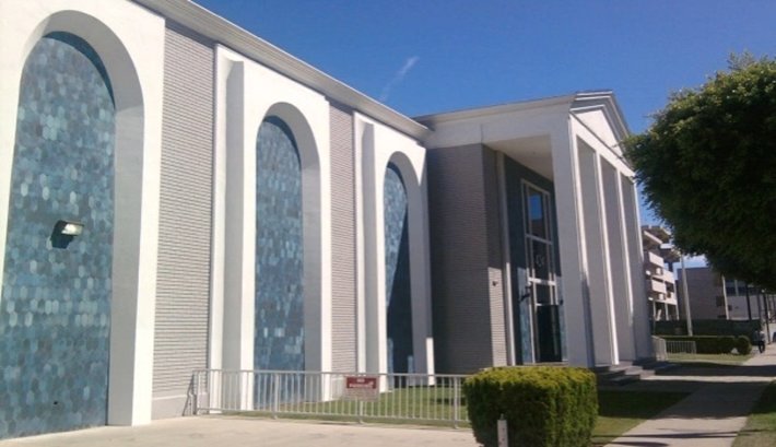 Islamic Center of Southern California (Creative Commons 4.0)