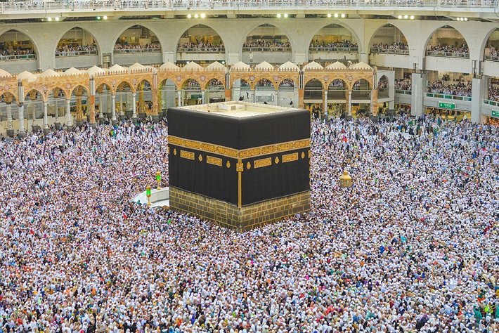 The Kaaba during Hajj (Creative Commons)
